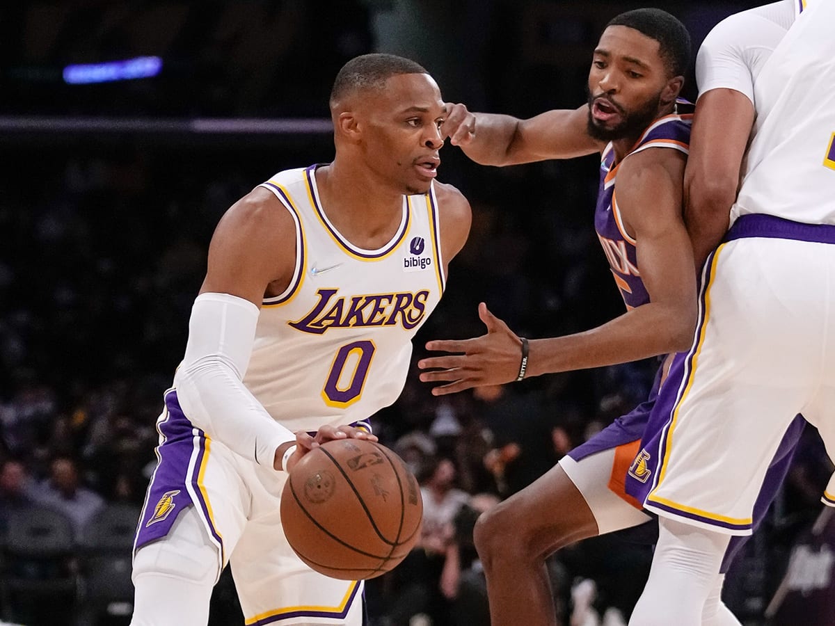 Russell Westbrook sinks again with Lakers: 'Can't make a f****** shot