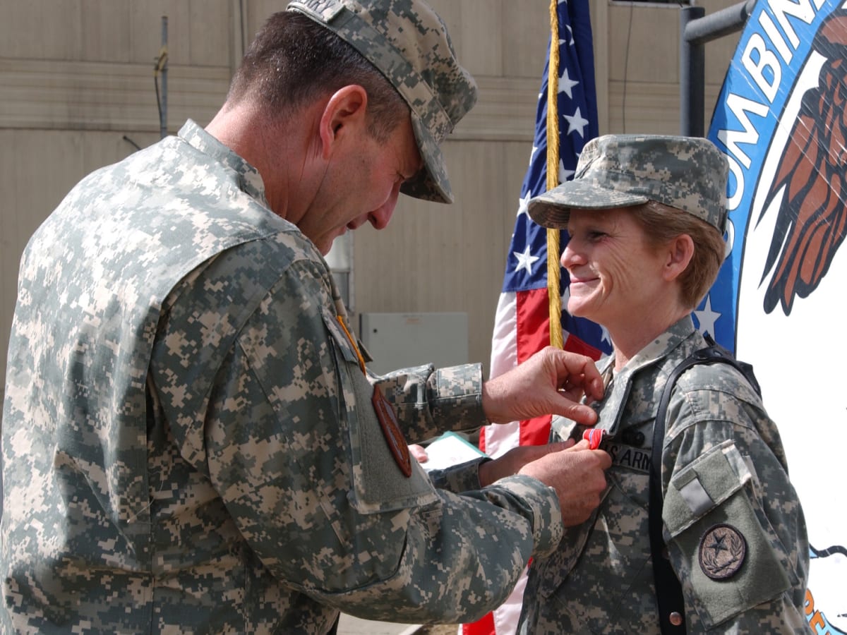 The NY Jets Support Soldiers to Sidelines New Class of Football