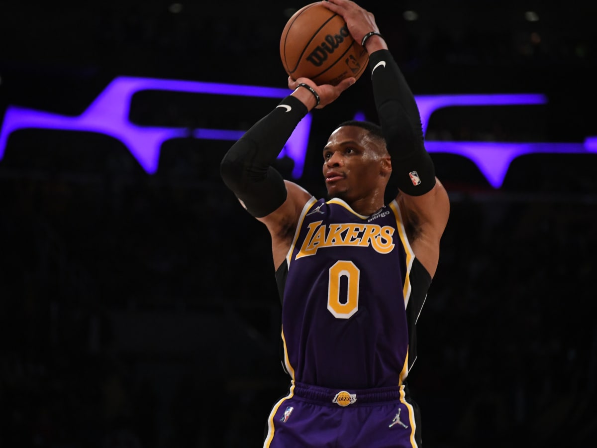 Lakers: Why Anthony Davis Stopped Birthday Boy Russell Westbrook From  Blowing Out Candles - All Lakers