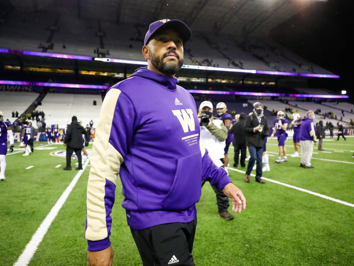 Why Did Locker Walk Away from the NFL? It's Not That Complicated - Sports  Illustrated Washington Huskies News, Analysis and More