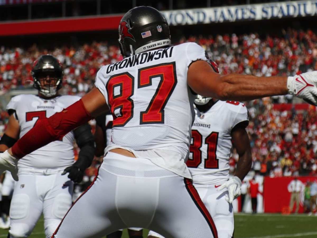 Report: Bucs aren't expecting a comeback from Rob Gronkowski