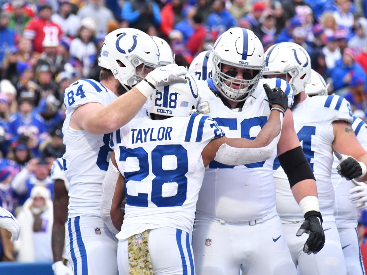 WATCH: Colts' Jonathan Taylor ties game with rushing TD vs. Bucs