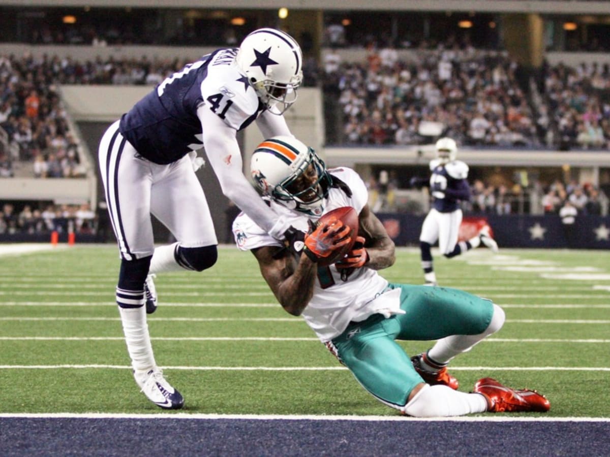 Dolphins at Cowboys Thanksgiving Snow Game