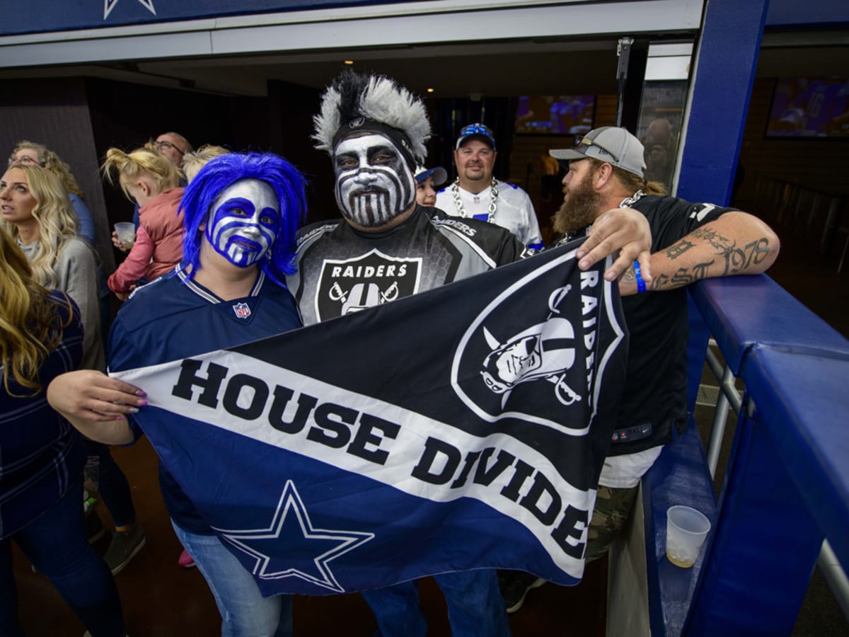 Dallas Cowboys Fans Were Fighting With Each Other In The Stands