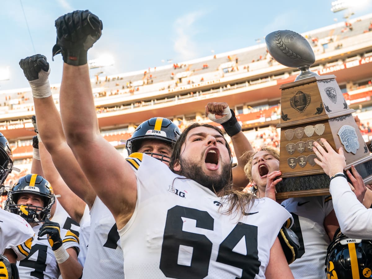 Hawkeyes Rally to Down Indiana - Sports Illustrated Iowa Hawkeyes News,  Analysis and More