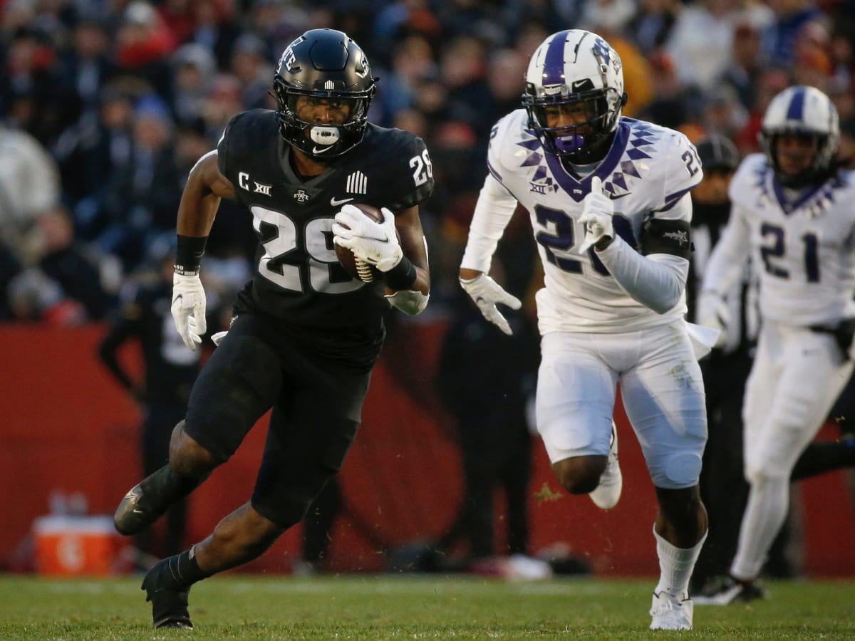 Dynasty Rookie Mock Draft 2022: Treylon Burks, Isaiah Spiller, and Breece  Hall lead off the draft