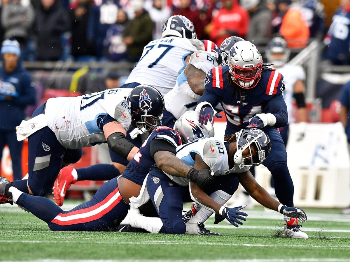 Tennessee Titans running back Dontrell Hilliard beats Green Bay