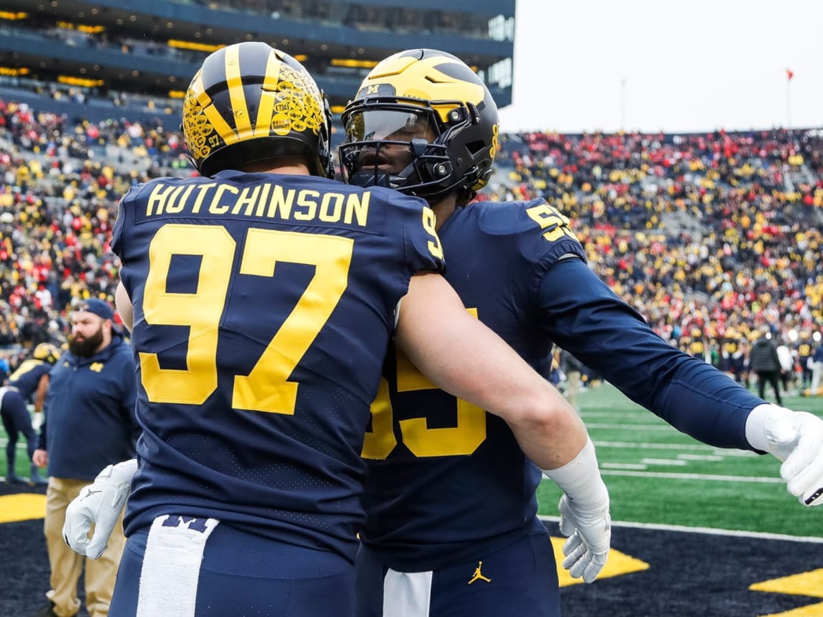 Michigan's Hutchinson named Big Ten defensive player of the year