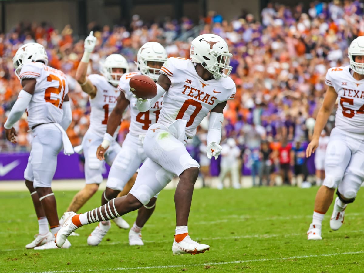 DeMarvion Overshown, Texas ILB