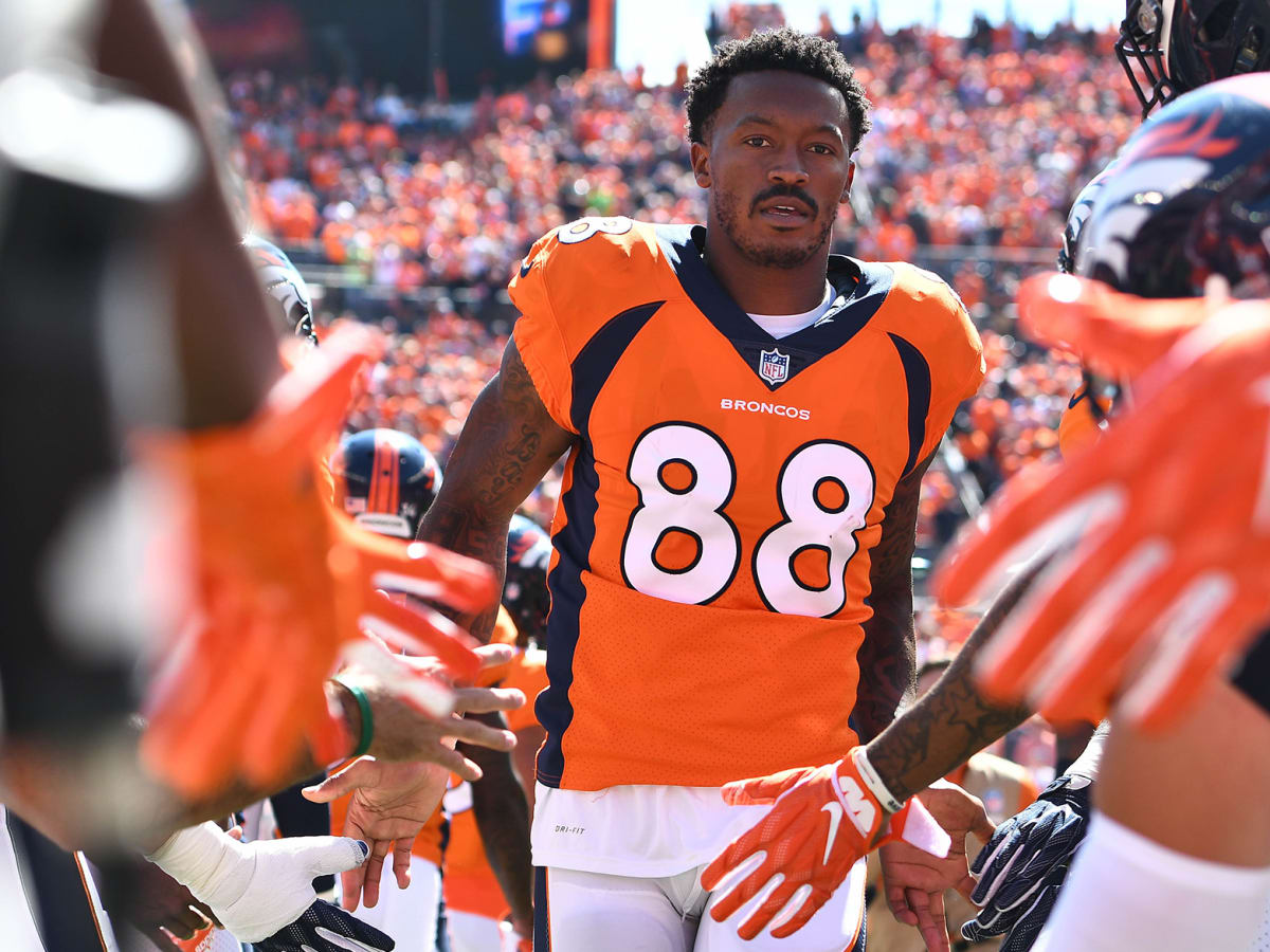 Former Denver Broncos wide receiver Demaryius Thomas dead at 33