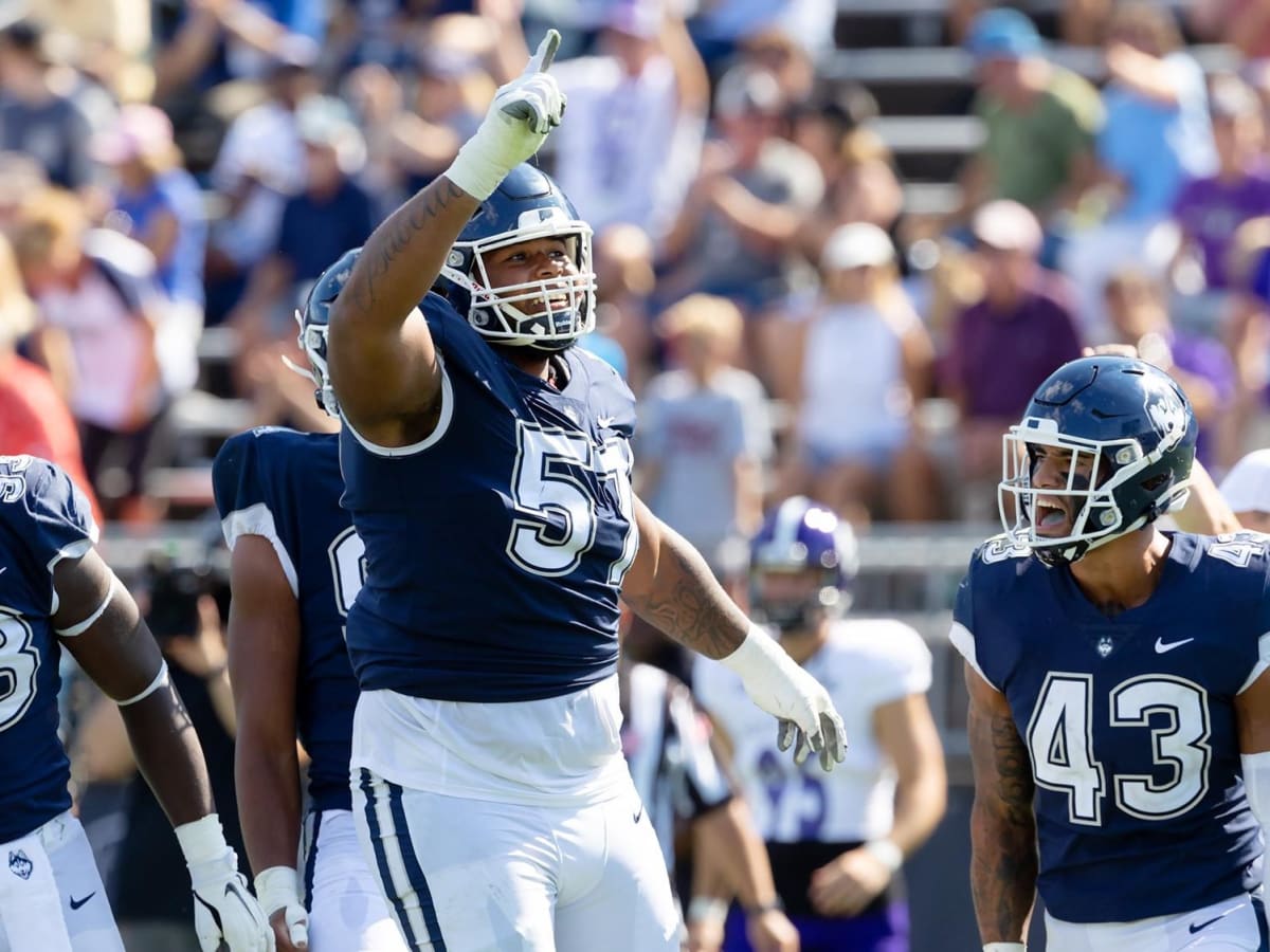 Ravens pick Connecticut defensive tackle Travis Jones in third