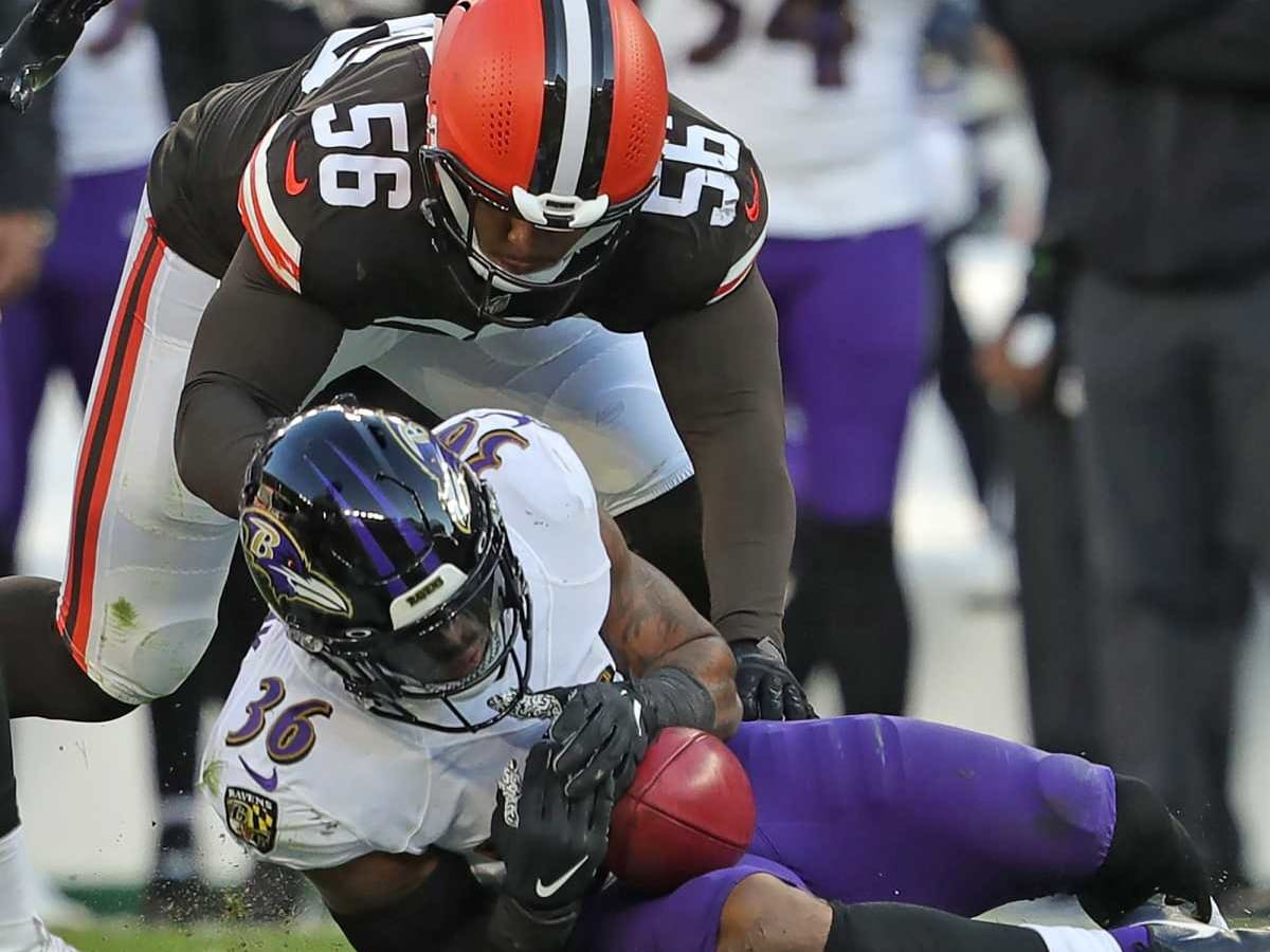 Ravens DE Calais Campbell suffers thigh injury vs. Browns; Baltimore ends  long drought with successful onside kick