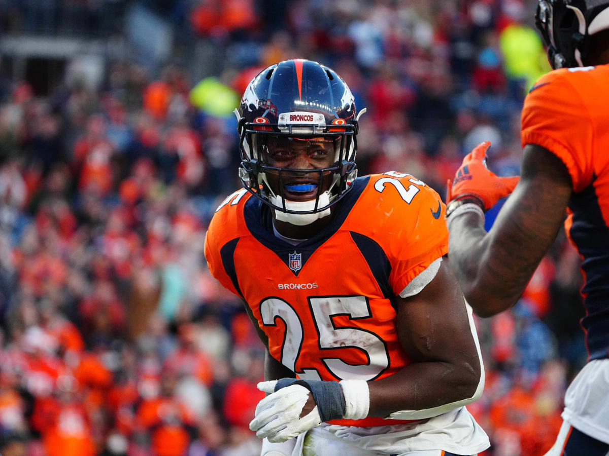 Denver Broncos S Justin Simmons Gets Testy With Reporters in Defense of DC  Vance Joseph - Sports Illustrated Mile High Huddle: Denver Broncos News,  Analysis and More