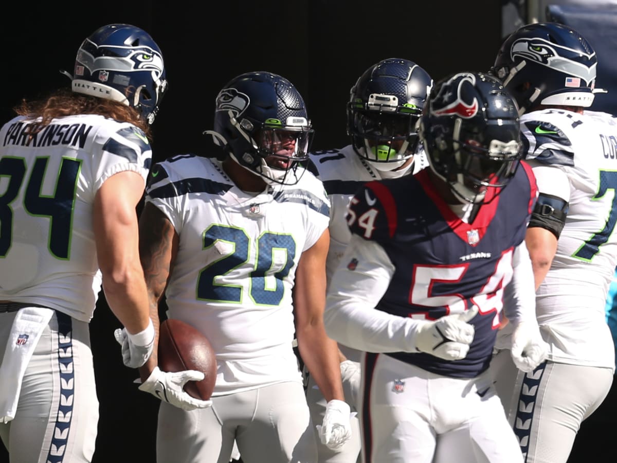 Penny For Your Thoughts: Seahawks Running Back Rashaad Penny Picking Up  Where He Left Off in 2021