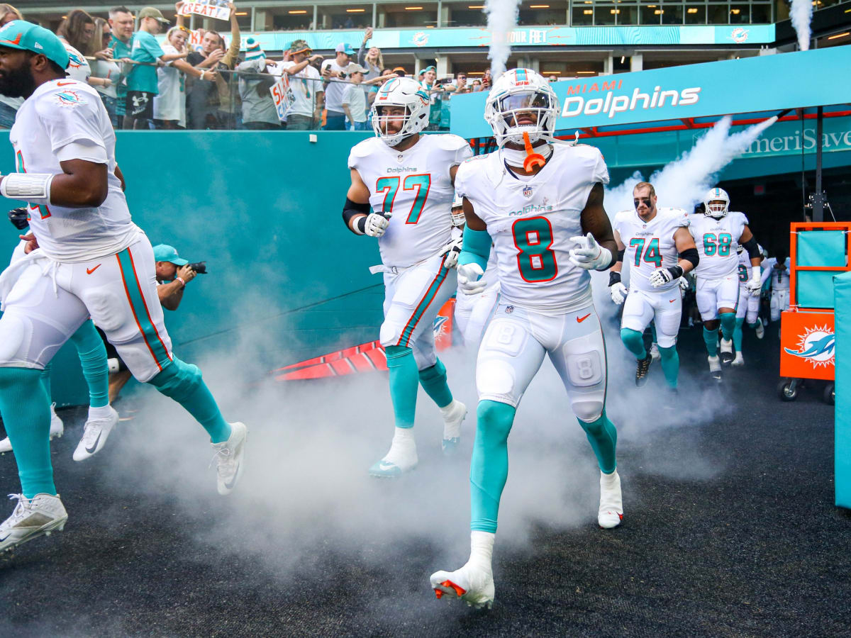 Miami Dolphins safety Jevon Holland (8) defends in the third