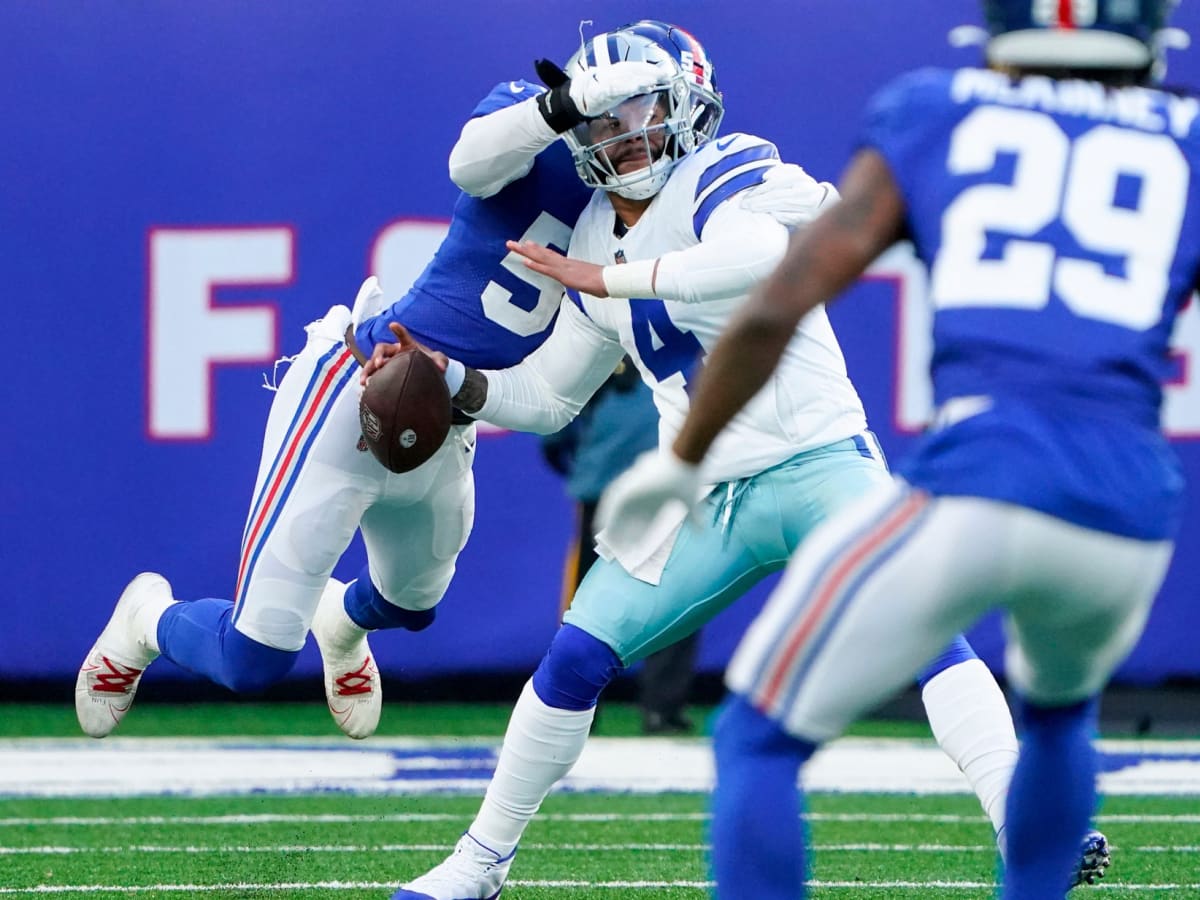 Little Giants - NFL Fans React to New York's Abysmal First Half Against  the Cowboys