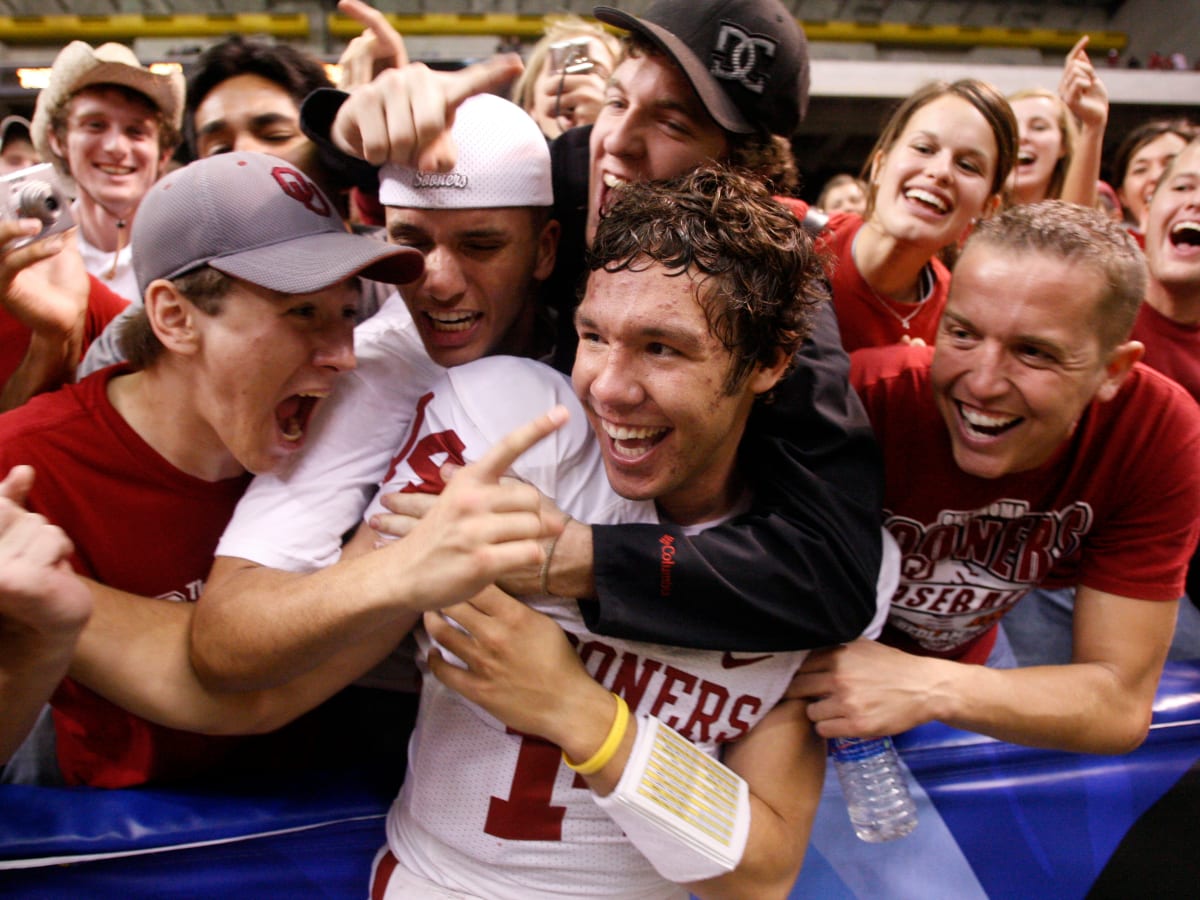 St Louis Rams Quarterback Sam Bradford The NFL Fan Rally in