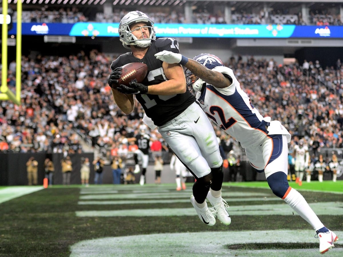 Former Clemson Star, Las Vegas Raiders WR Hunter Renfrow Lobbying to Play  Defense - Sports Illustrated Clemson Tigers News, Analysis and More