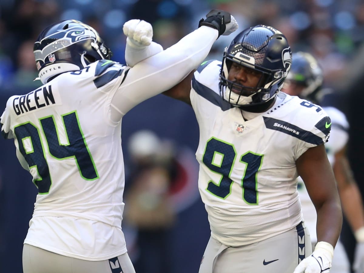 LJ Collier (95) Days until Week 1: Seahawks vs Falcons! - What are your  stat predictions for him in 2020? • #gohawks #Seattle #Seahawks…