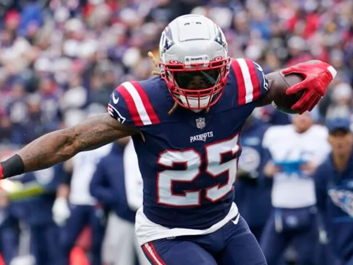 Brandon Bolden Reflects Back On NFL Journey As Draft Weekend Begins