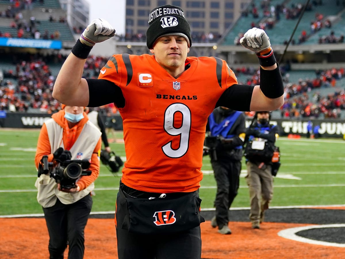 Watch: Bengals' Joe Burrow brings back the gat from LSU days after  clinching AFC North