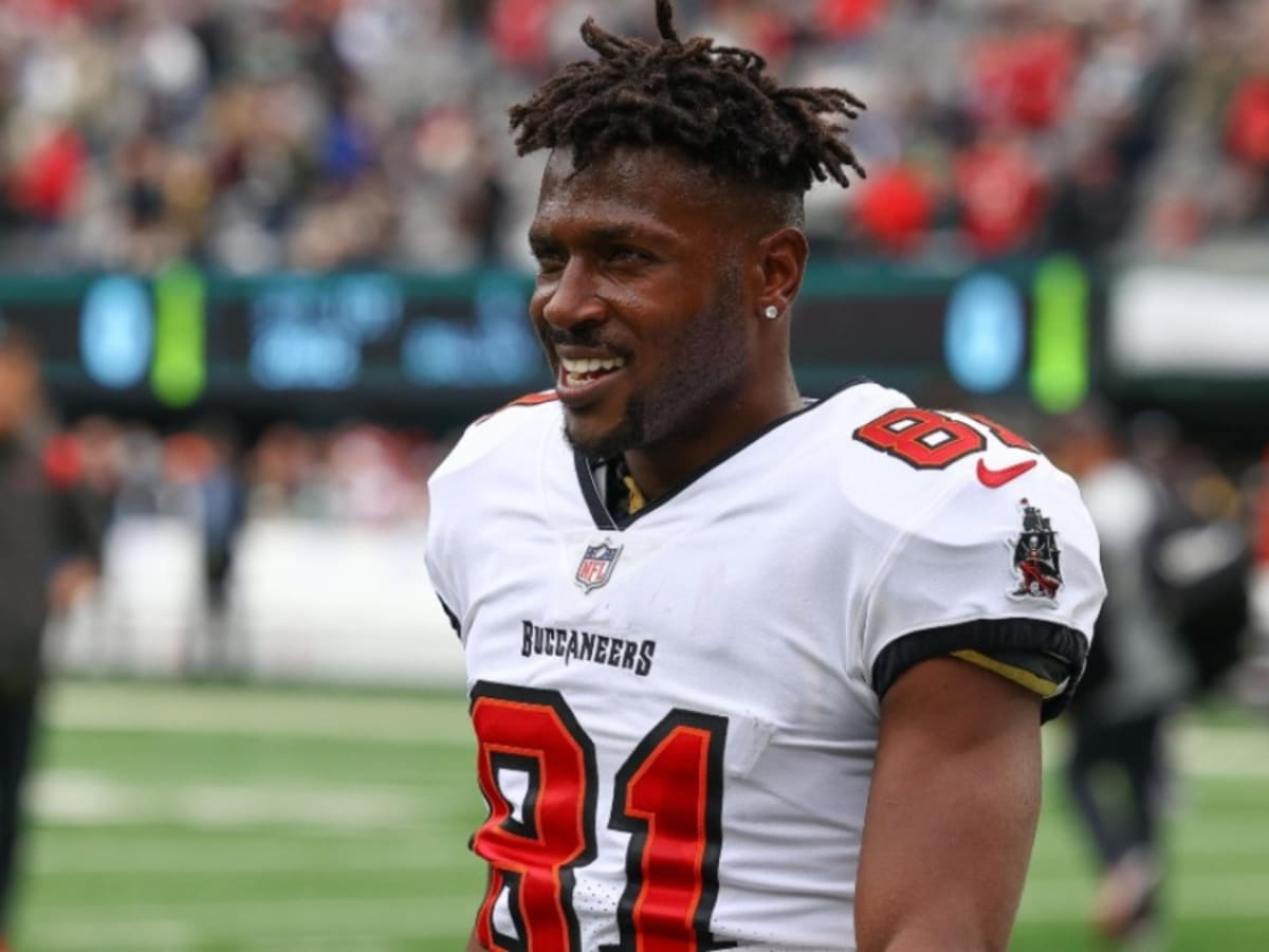 Buccaneers Terminate Antonio Brown's Contract, Say Was Cleared to Play