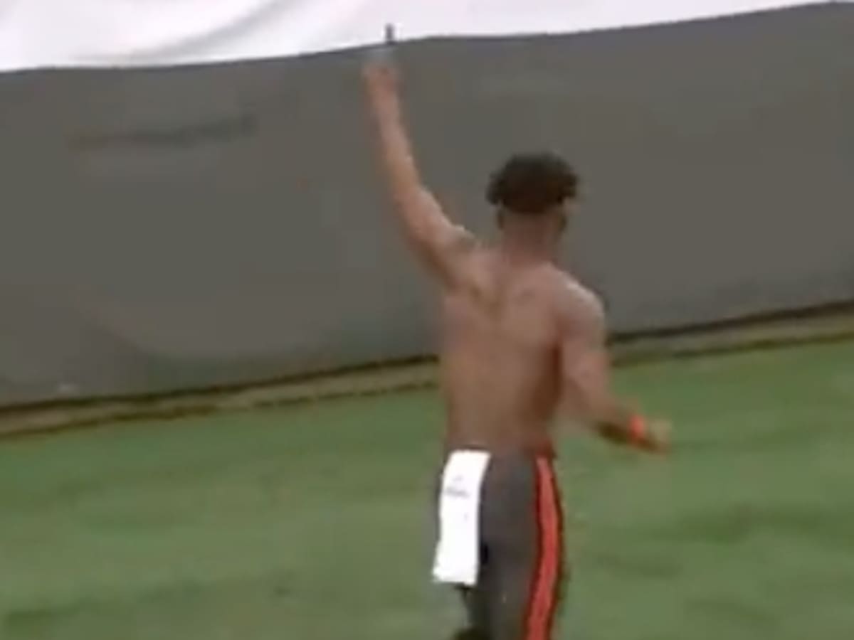 Antonio Brown 'no longer a Buc' after bizarre, shirtless exit