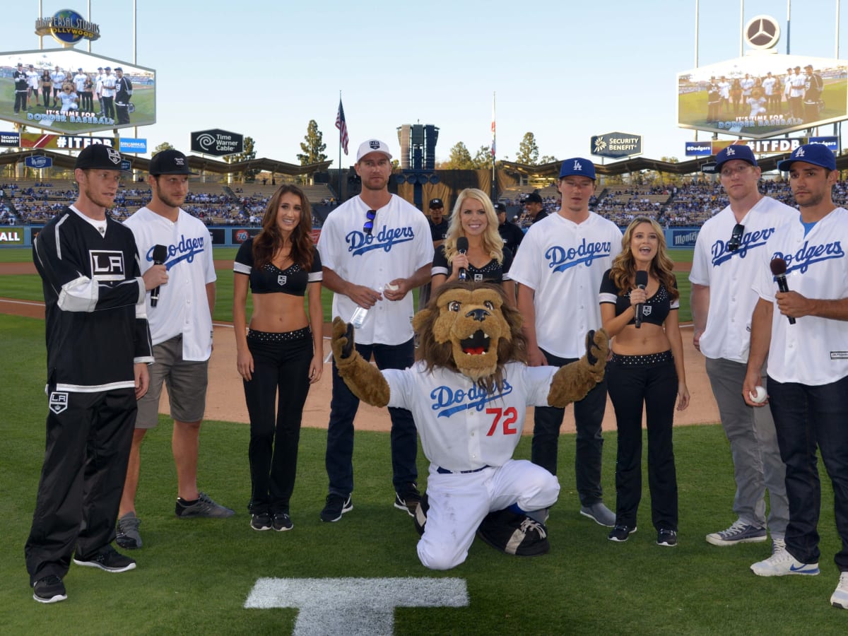 LA Kings on X: Heading to @Dodgers Night at the LA Kings game in