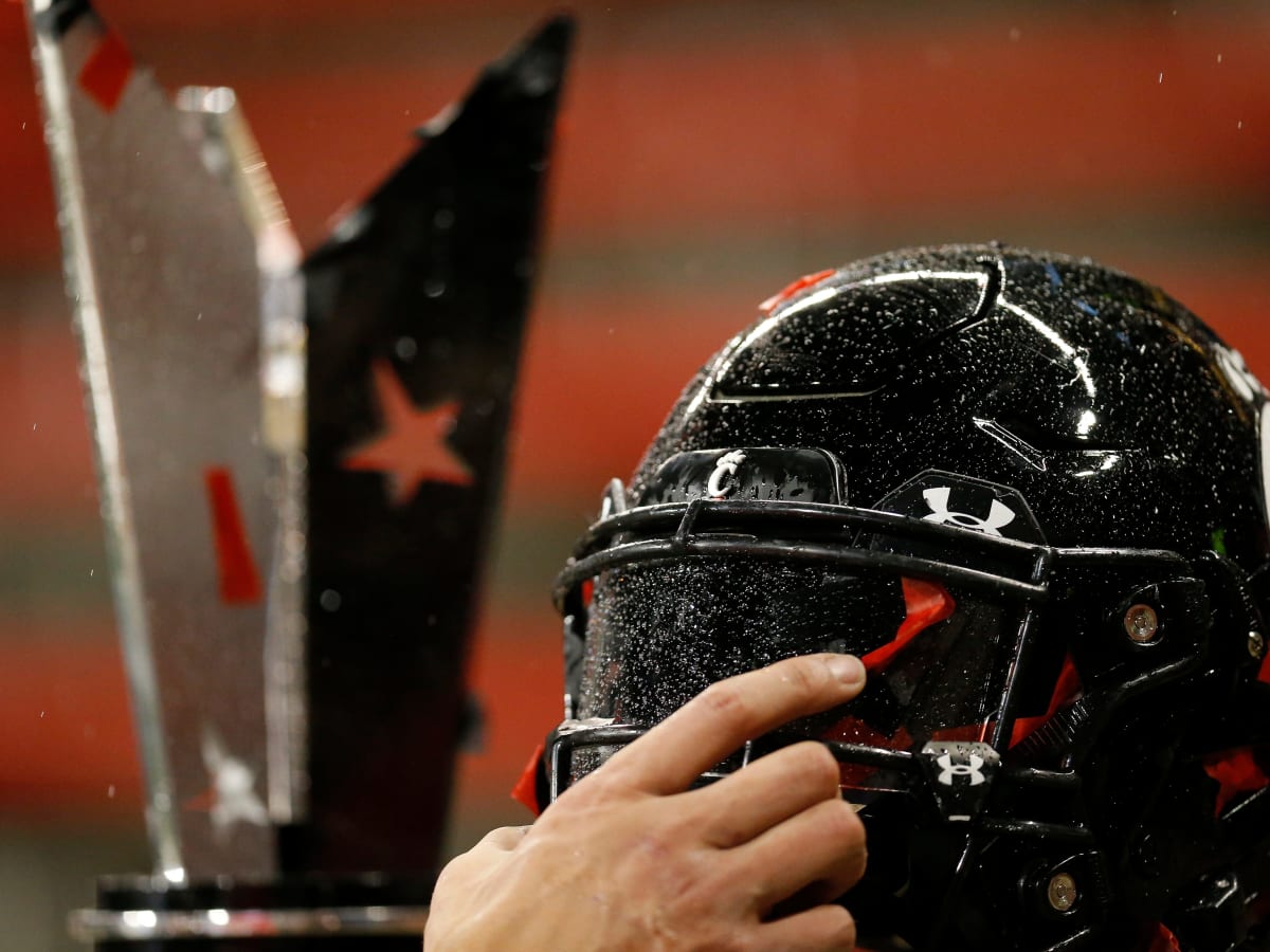 Look: Marquise Copeland Flashes Super Bowl Ring - All Bearcats