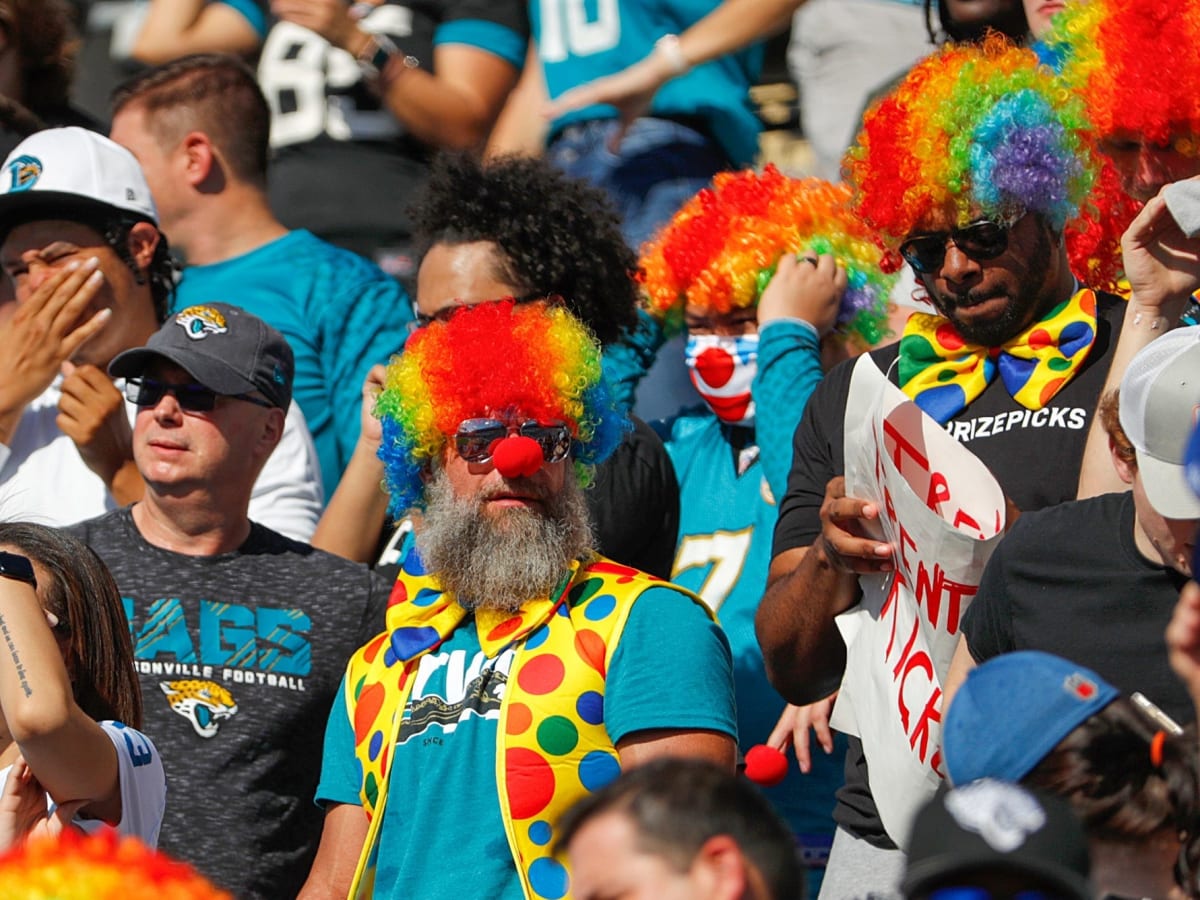 Jaguars Sponsor Wants Out After Fans Threaten to Dress as Clowns