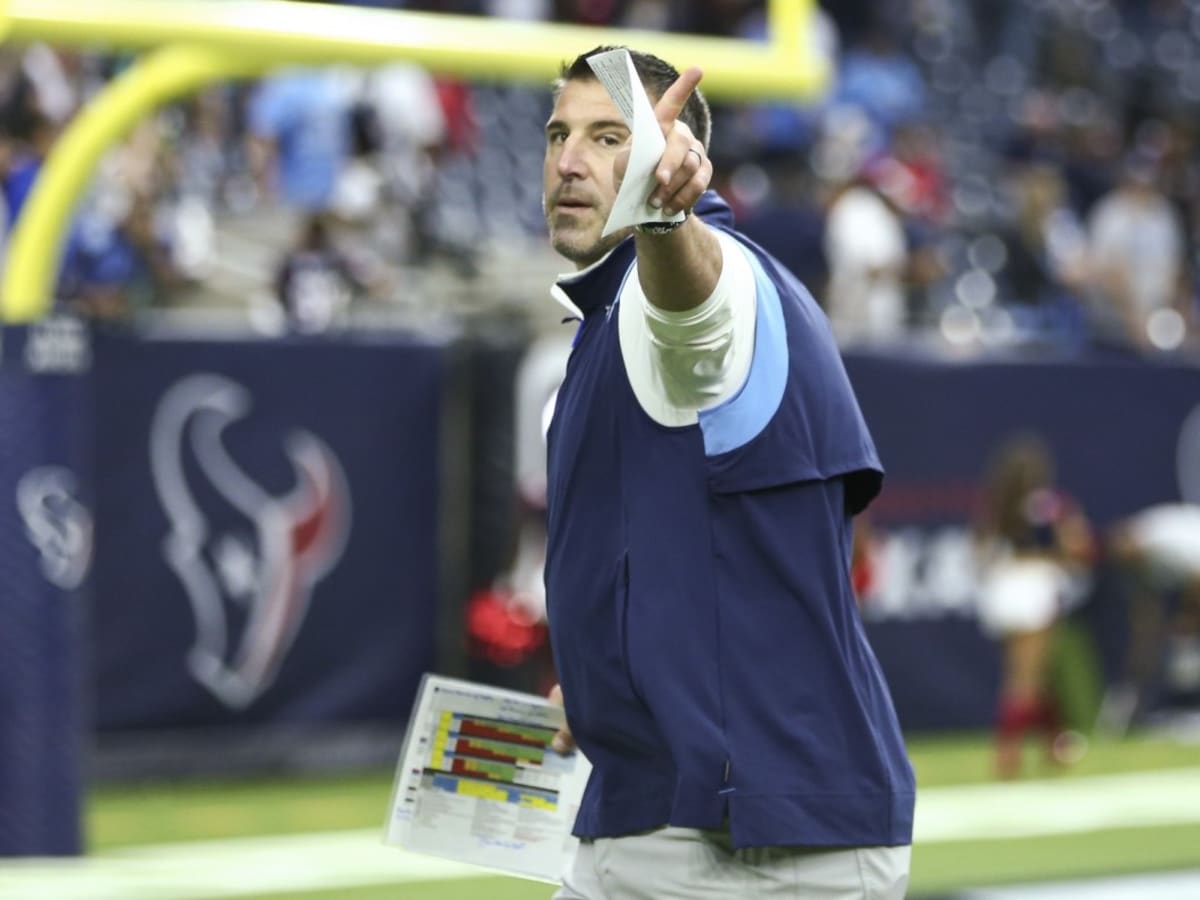 Titans Coach Mike Vrabel Doesn't Close Door on Offensive Line Changes, Even  if Unlikely - Sports Illustrated Tennessee Titans News, Analysis and More