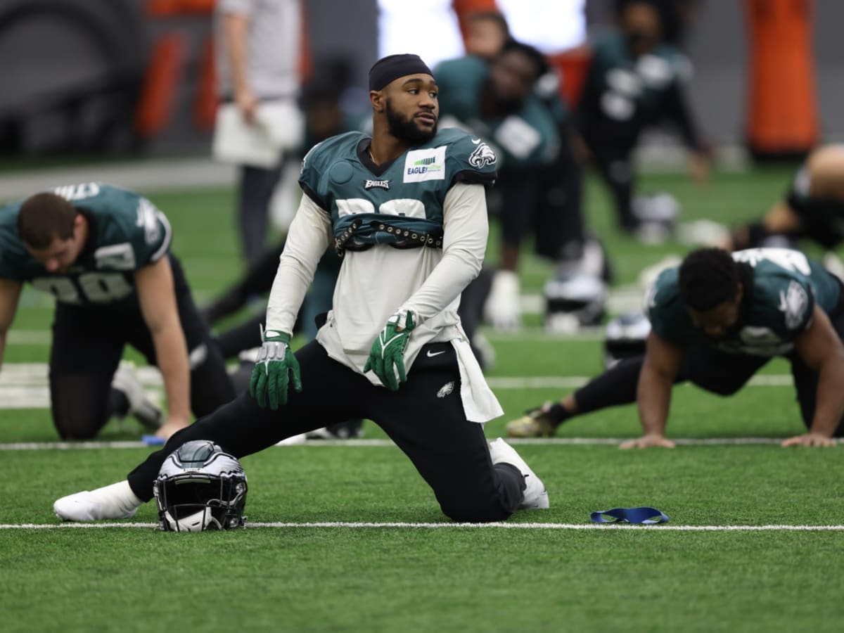 Philadelphia Eagles' Haason Reddick Says Goodbye to Cast