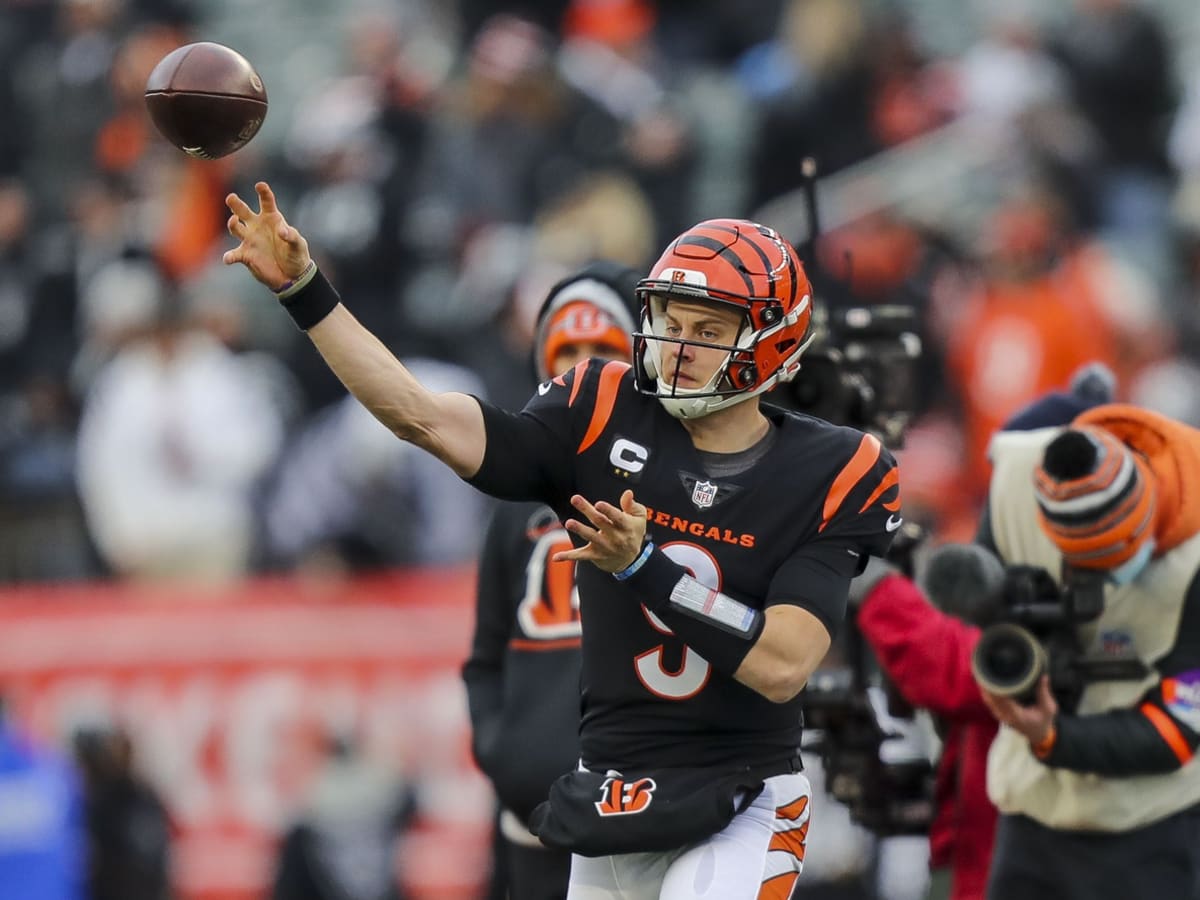 Bengals Take 20-13 Lead Into Halftime Against Raiders in Wild Card