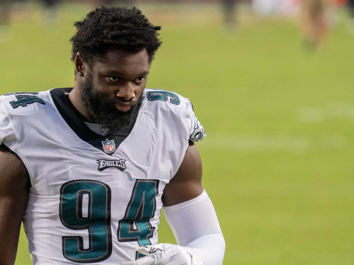 Josh Sweat carted off field in brutal Eagles injury blow