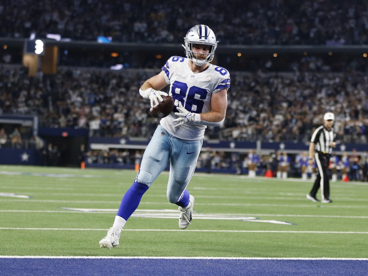 Dallas Cowboys tight end Dalton Schultz (86) Catches a during an NFL  football game against the Tampa Bay Buccaneers, Thursday, Sept 9, 2021 in  Tampa, Fla. (AP Photo/Don Montague Stock Photo - Alamy