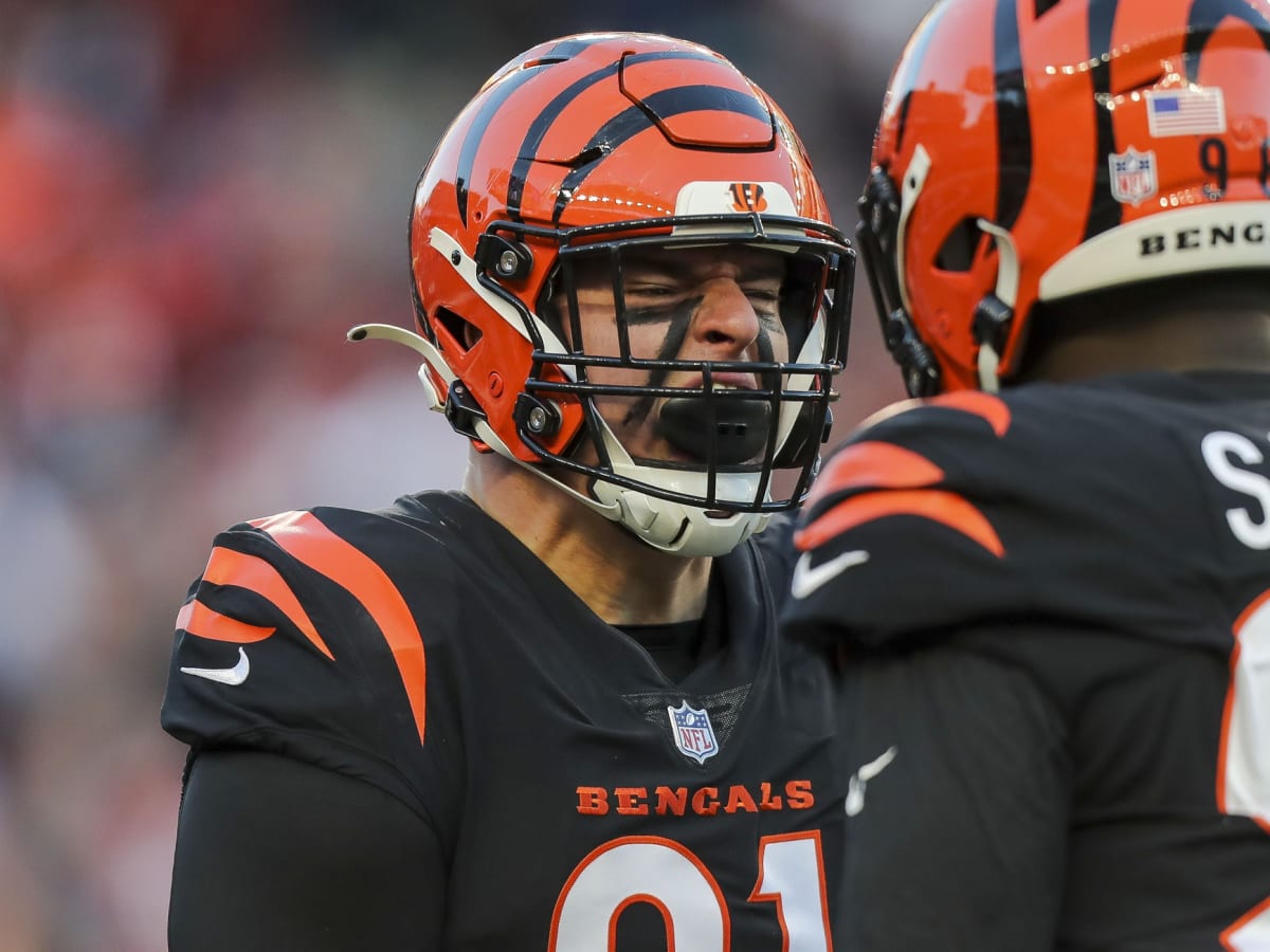 Cincinnati Bengals wide receiver Stanley Morgan (17) and cornerback Tre  Flowers (33) celebrate during an NFL football game against the Kansas City  Chiefs, Sunday, Dec. 4, 2022, in Cincinnati. (AP Photo/Emilee Chinn