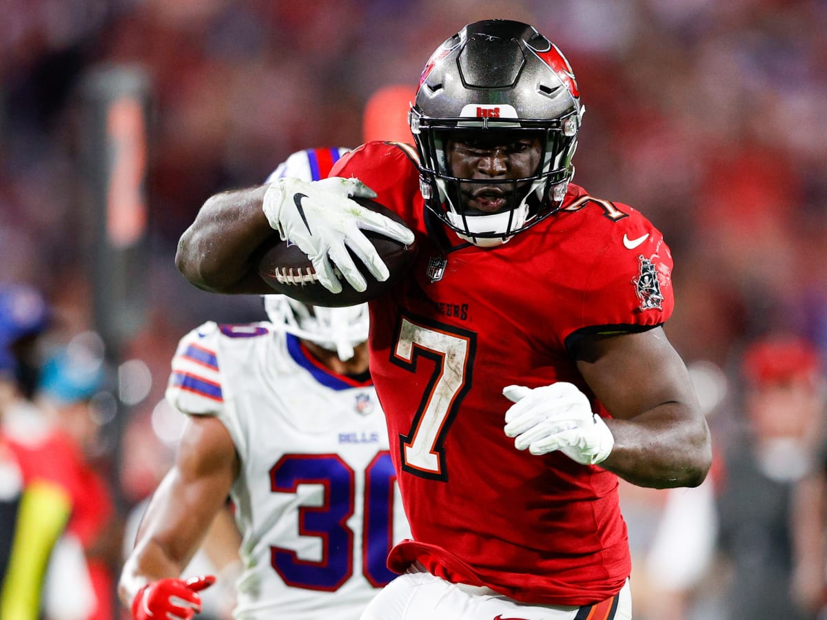 Top Fantasy Running Backs: Comparing Player Props With ADP and