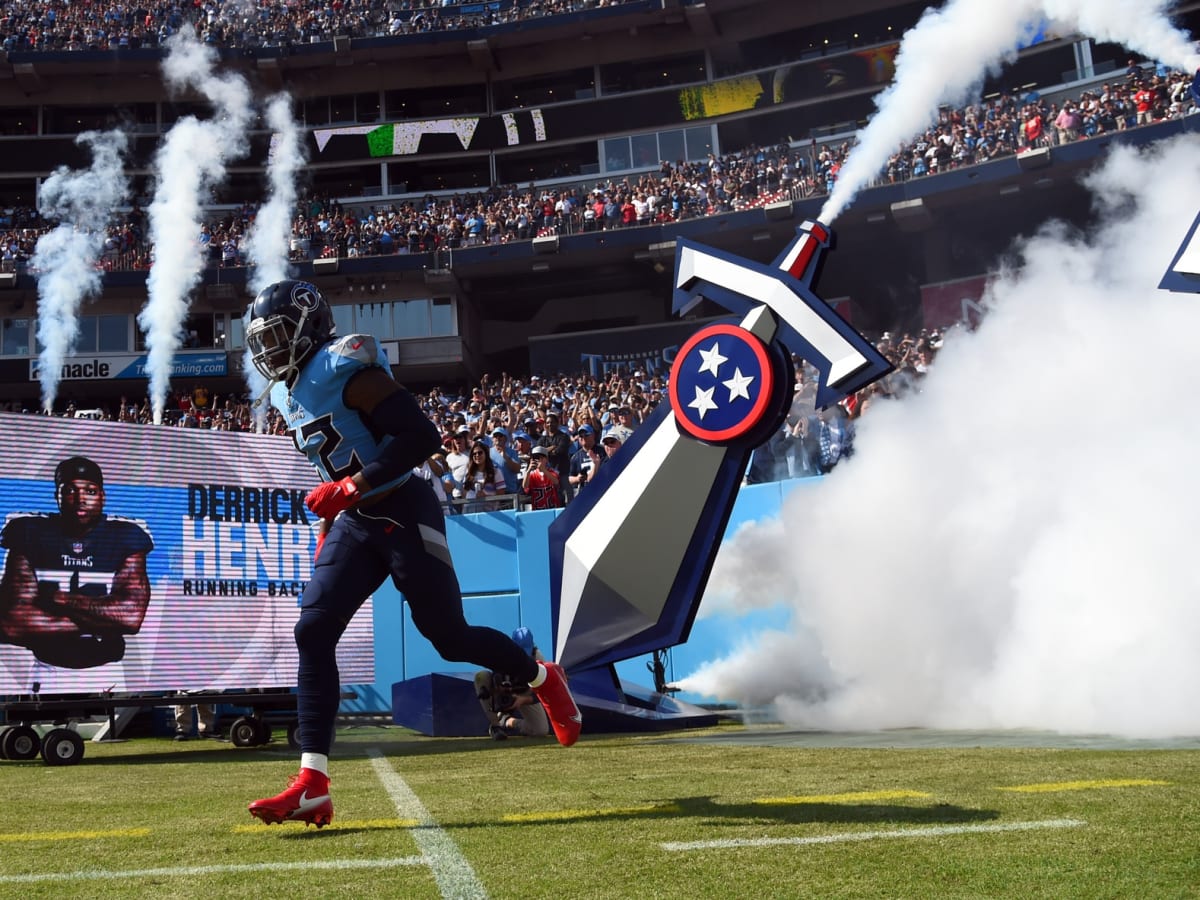 Derrick Henry rushes for 219 yards, breaks Eddie George's Titans