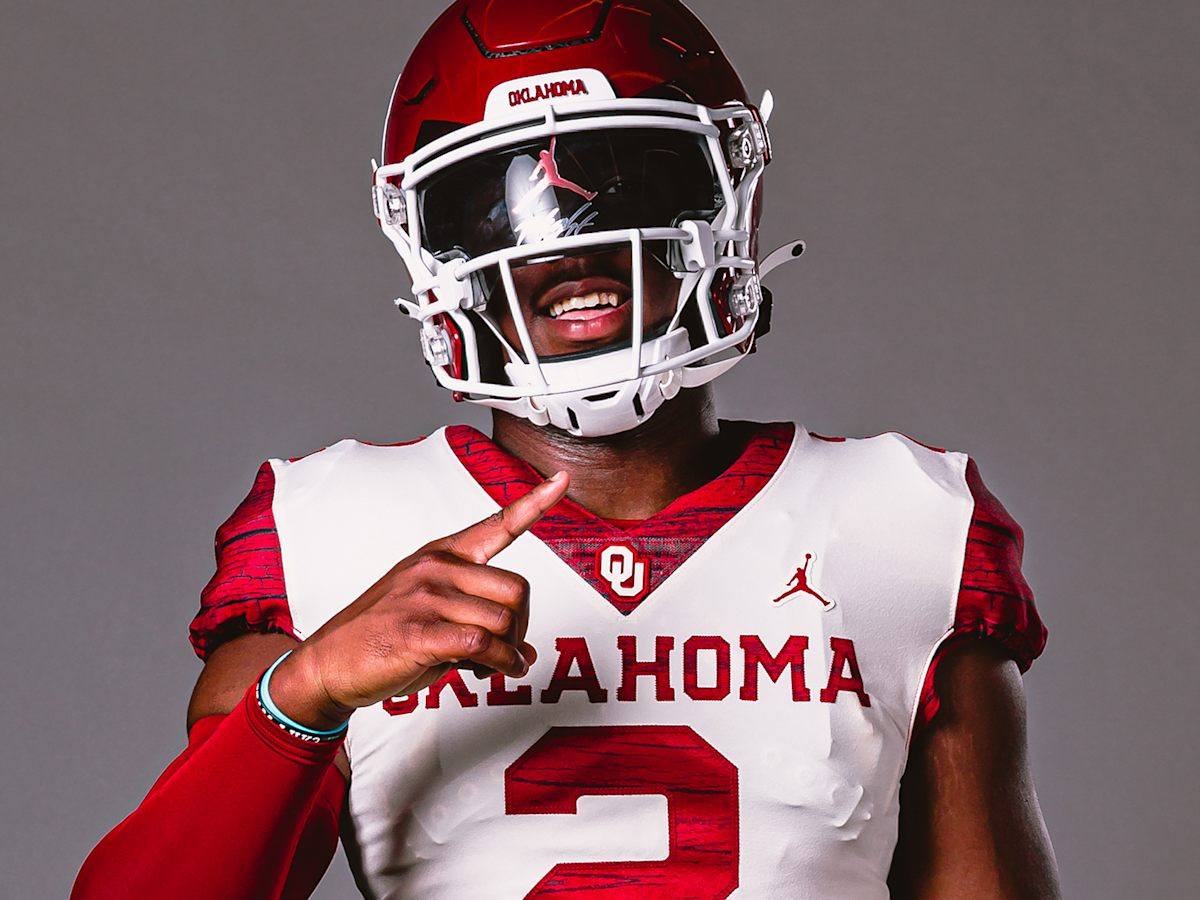 Oklahoma Freshmen: Getting a Jump on College Football — DB Robert  Spears-Jennings - Sports Illustrated Oklahoma Sooners News, Analysis and  More