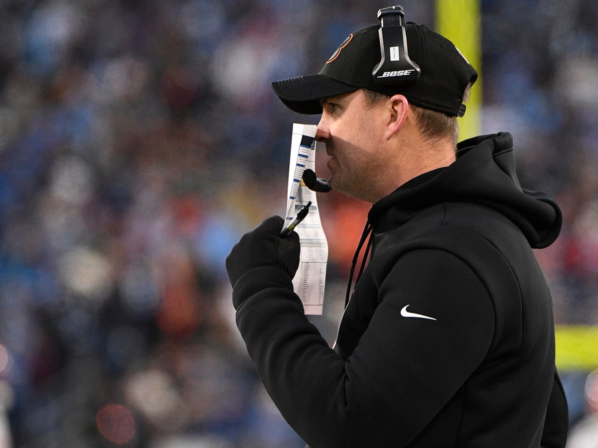 Bengals head coach Zac Taylor got carded at a Cincinnati bar hours