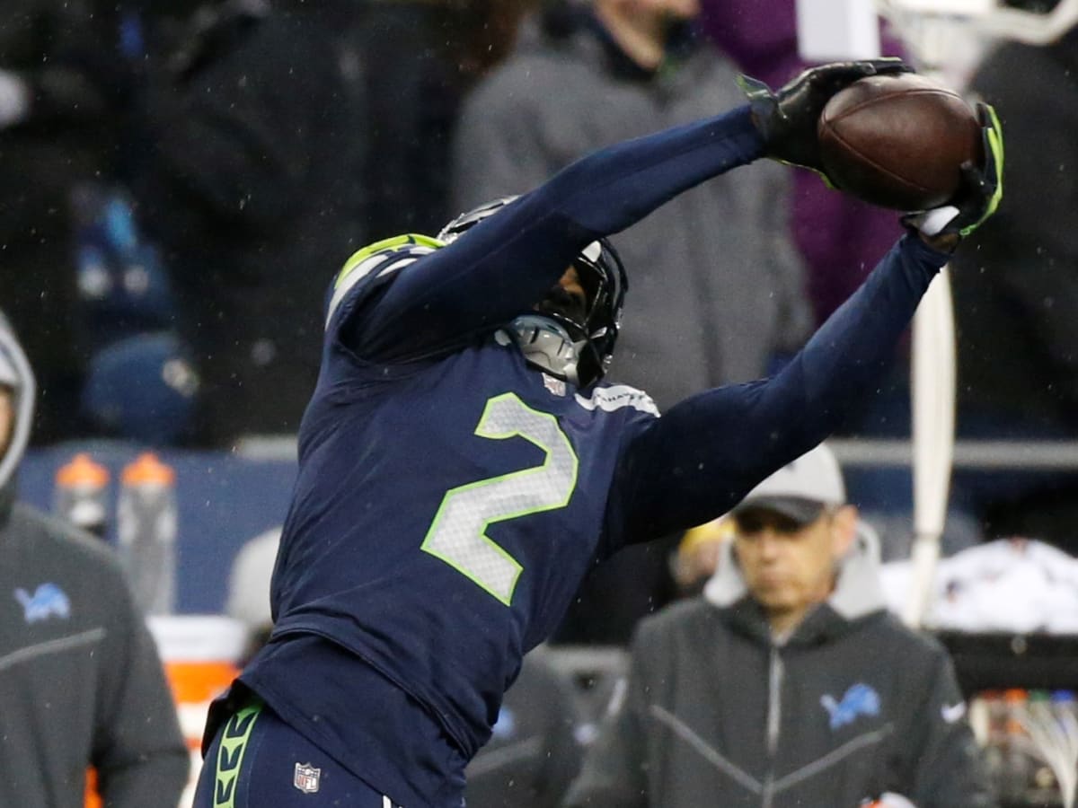 Dirty Play!' Seattle Seahawks Geno Smith Rips New York Giants After 24-3  Blowout Win - Sports Illustrated Seattle Seahawks News, Analysis and More