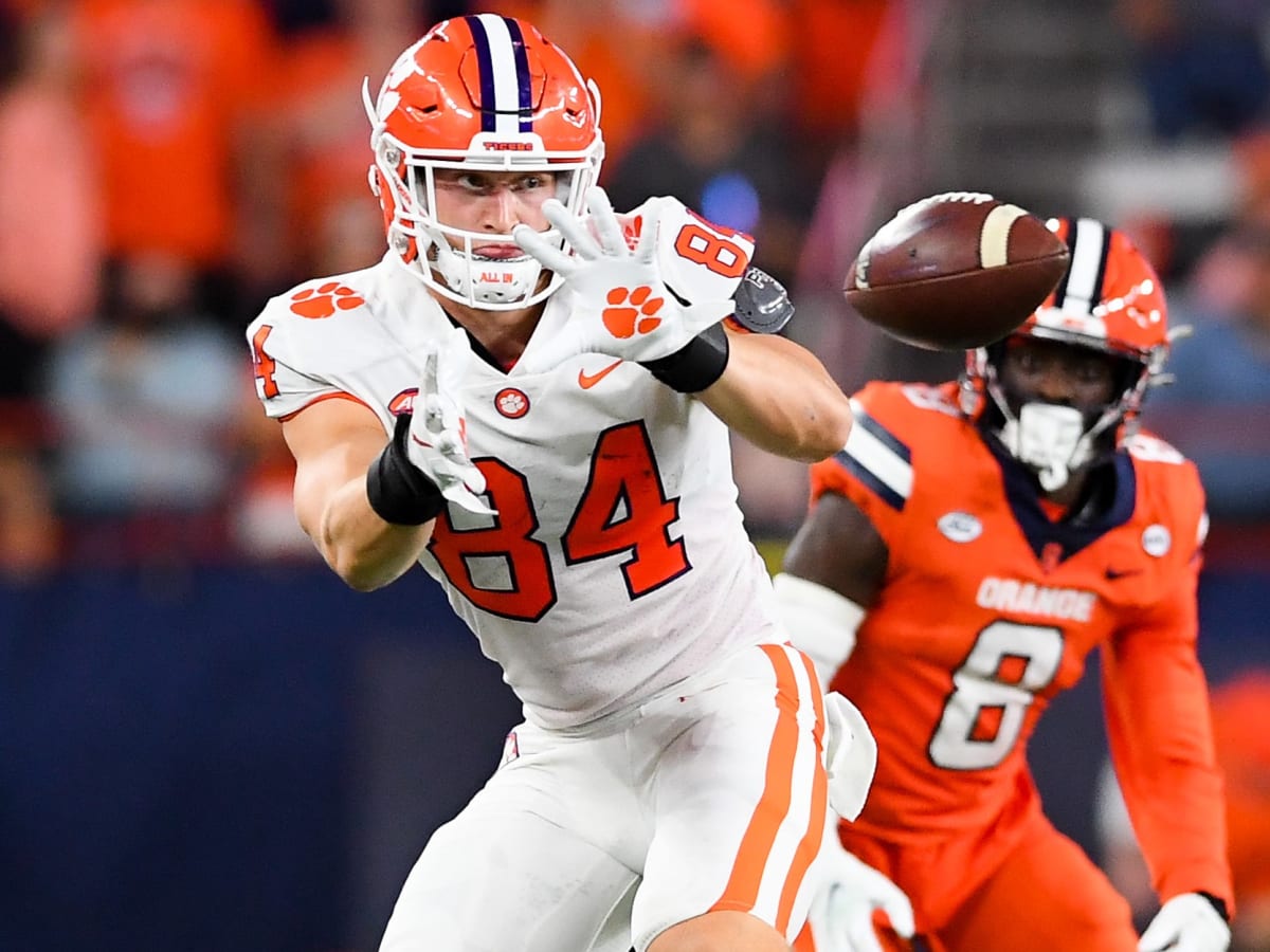 Is Clemson, aka Wide Receiver U, about to turn its tight ends loose?