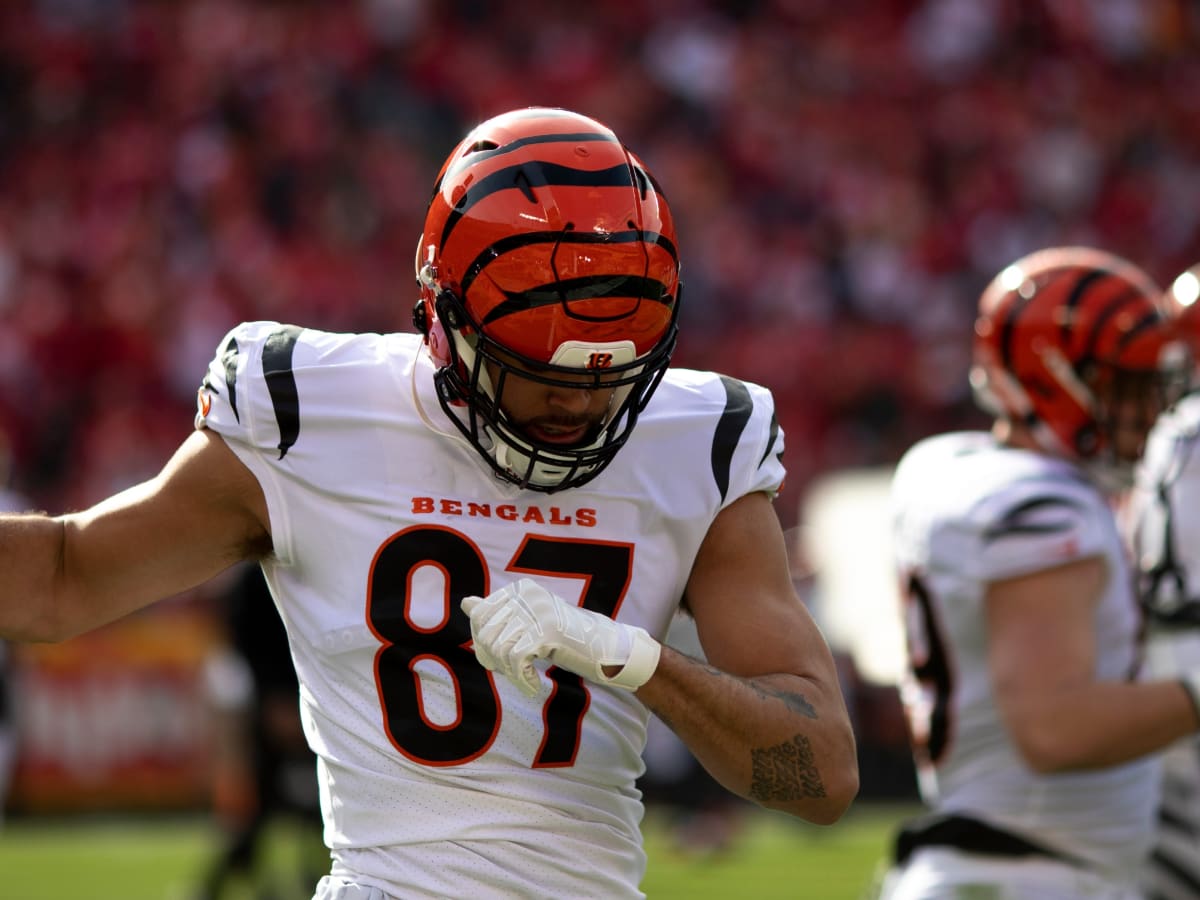 Report: Bengals' C.J. Uzomah Has 'A Chance' to Play in Super Bowl After  Knee Injury, News, Scores, Highlights, Stats, and Rumors