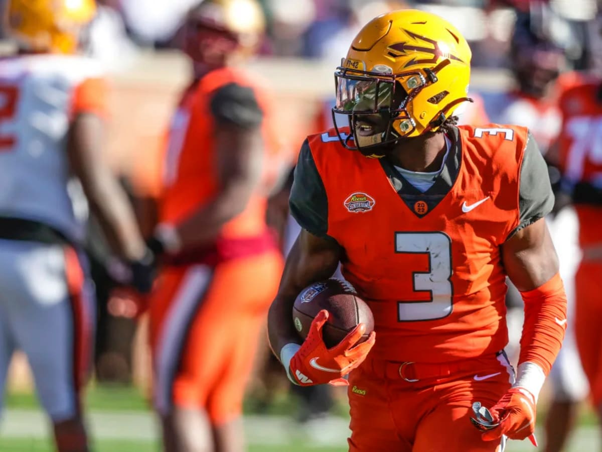 Open Season: New England Patriots Scouts Meet with Pair of WR Prospects at  Senior Bowl - Sports Illustrated New England Patriots News, Analysis and  More