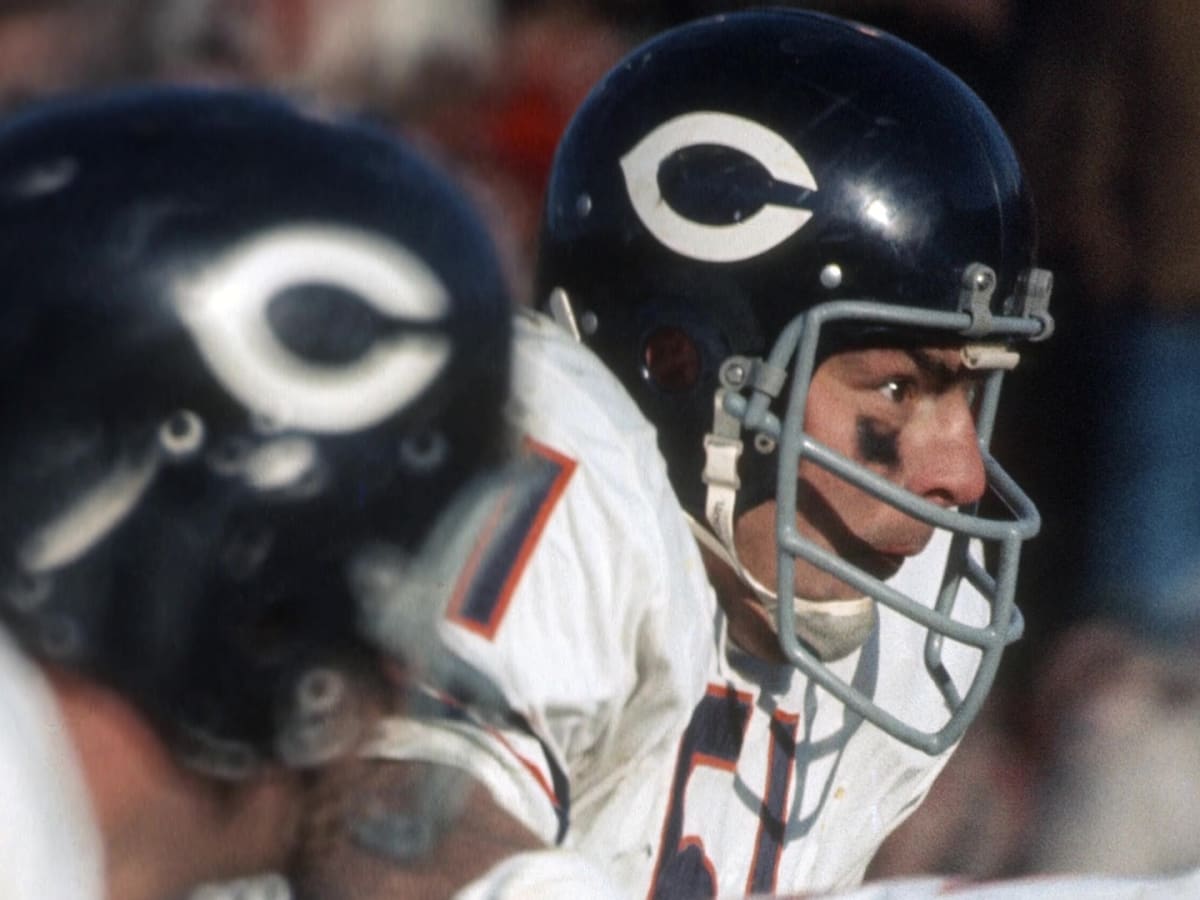 10 Best Chicago Bears Linebackers of All Time - Sports Illustrated