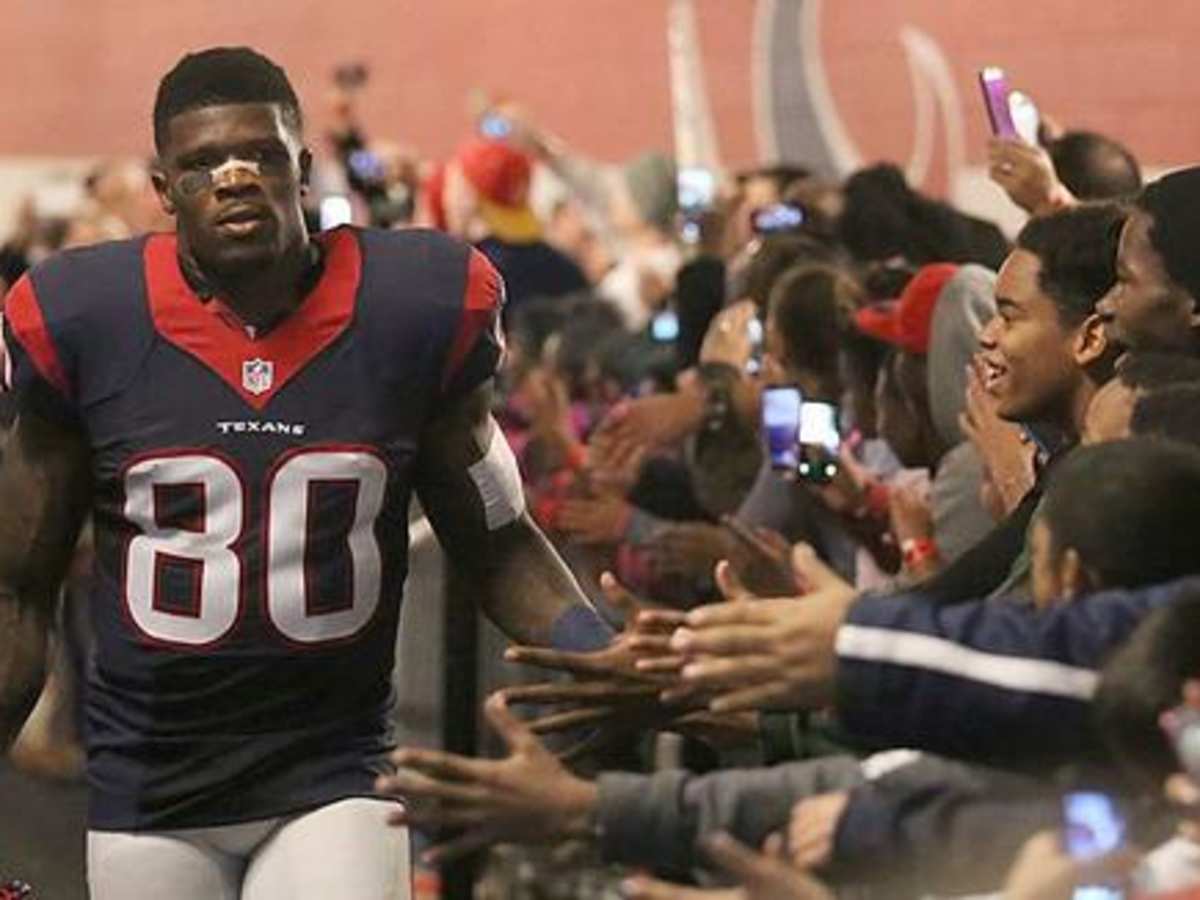 In his first year of eligibility, former Houston Texans WR Andre Johnson  has been named a finalist for the Pro Football Hall of Fame.