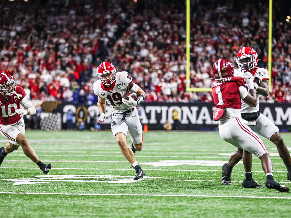 Reports: Georgia TE Brock Bowers has shoulder surgery