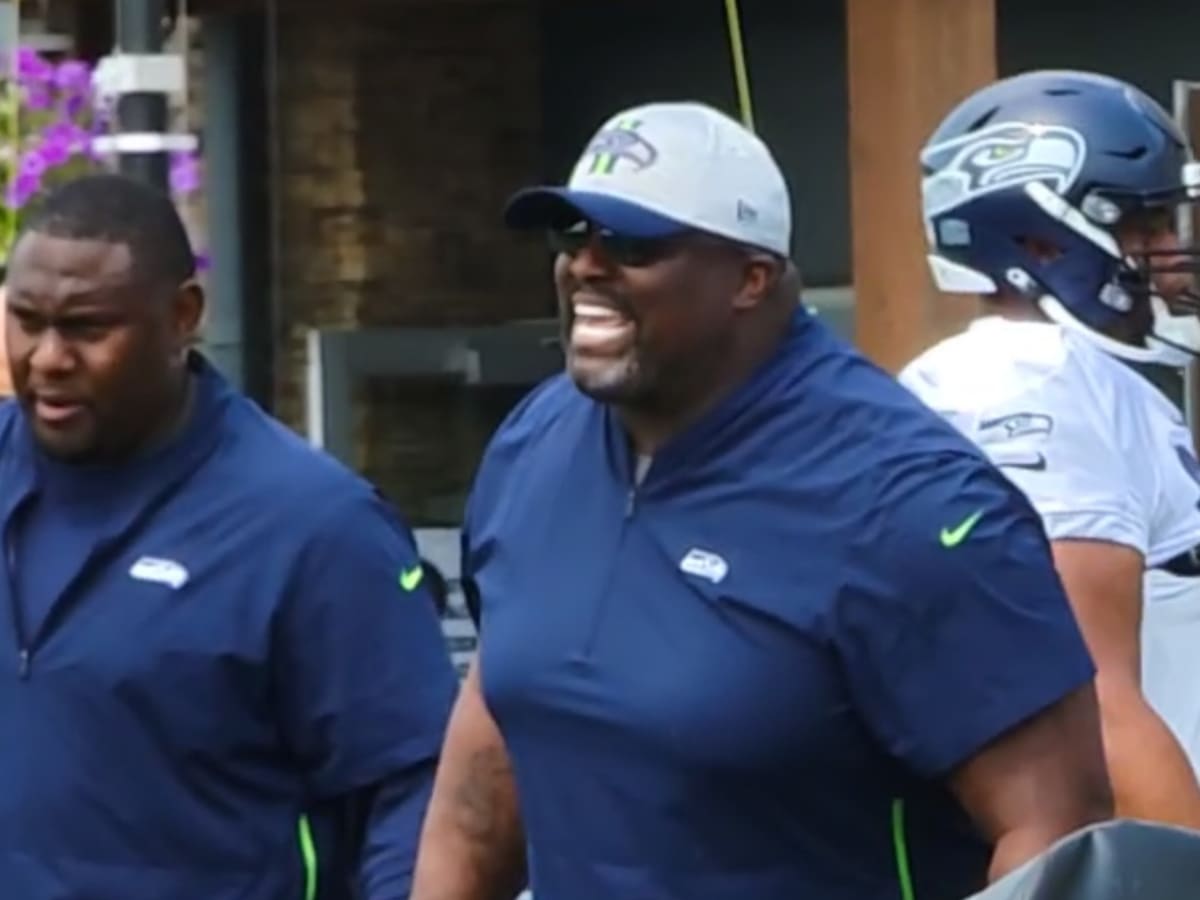 Seahawks announce Clint Hurtt as defensive coordinator, finalize coaching  staff for 2022 season