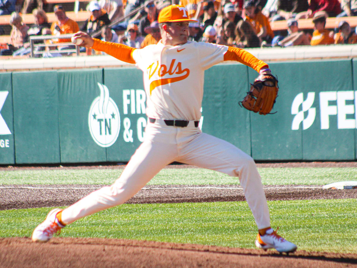 Tennessee baseball tallies 45 runs in opening series sweep