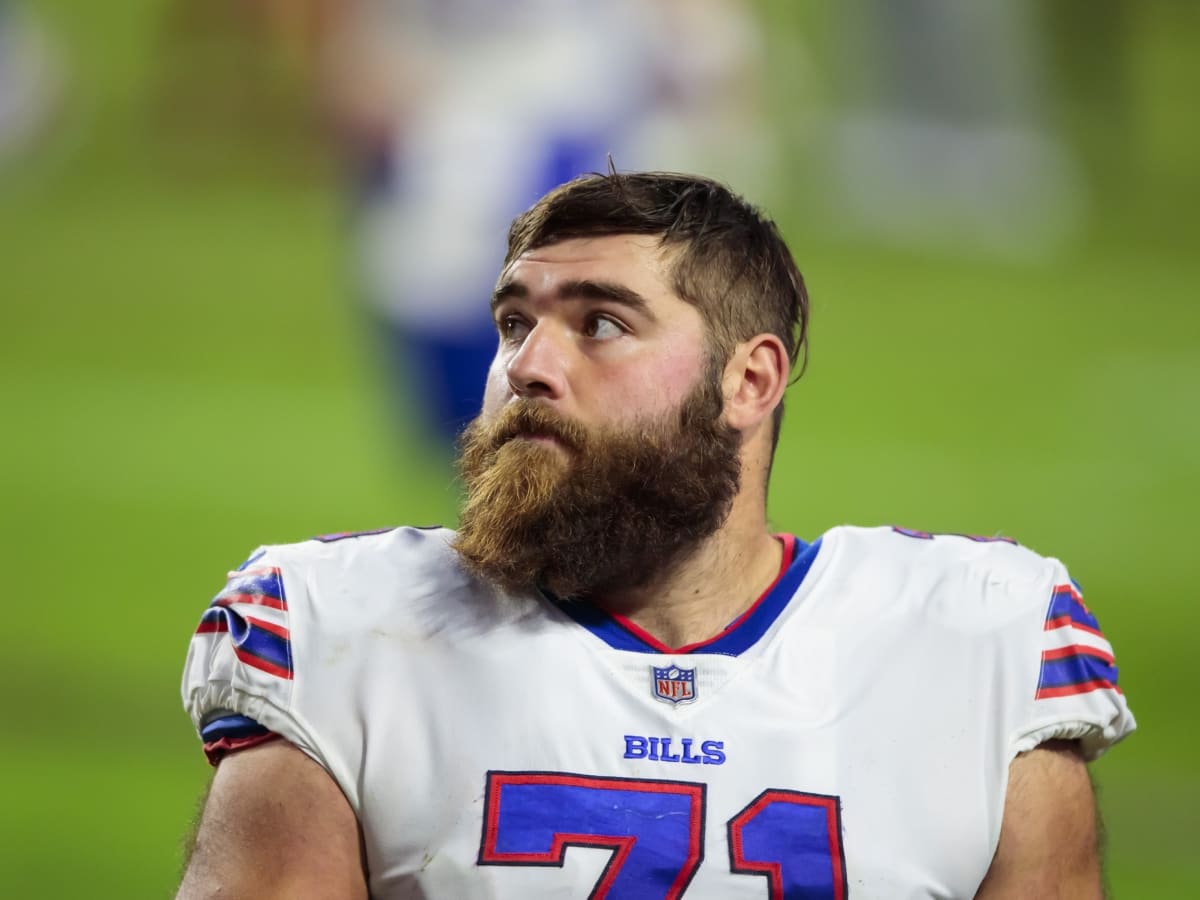 Buffalo Bills re-sign OL Ike Boettger